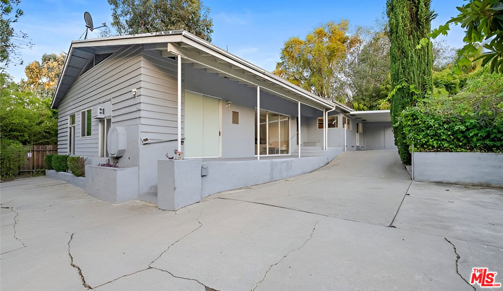 4348 Sepulveda Boulevard Property Photo 3