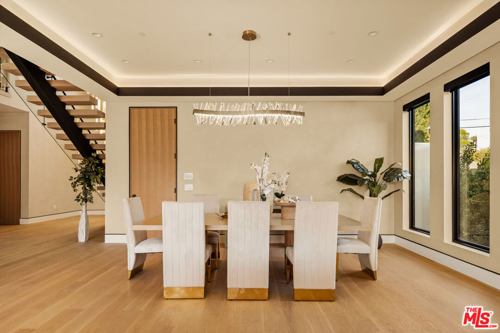 12952 Huston Street Property Photo 6