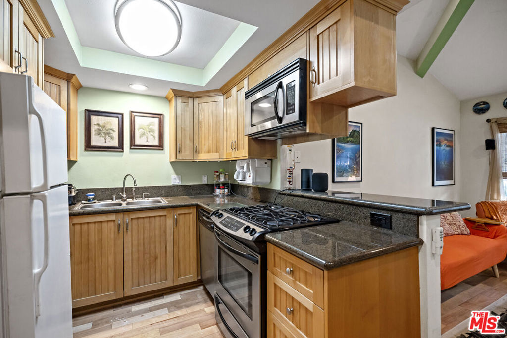 1100 Walnut Avenue 6 Property Photo 19
