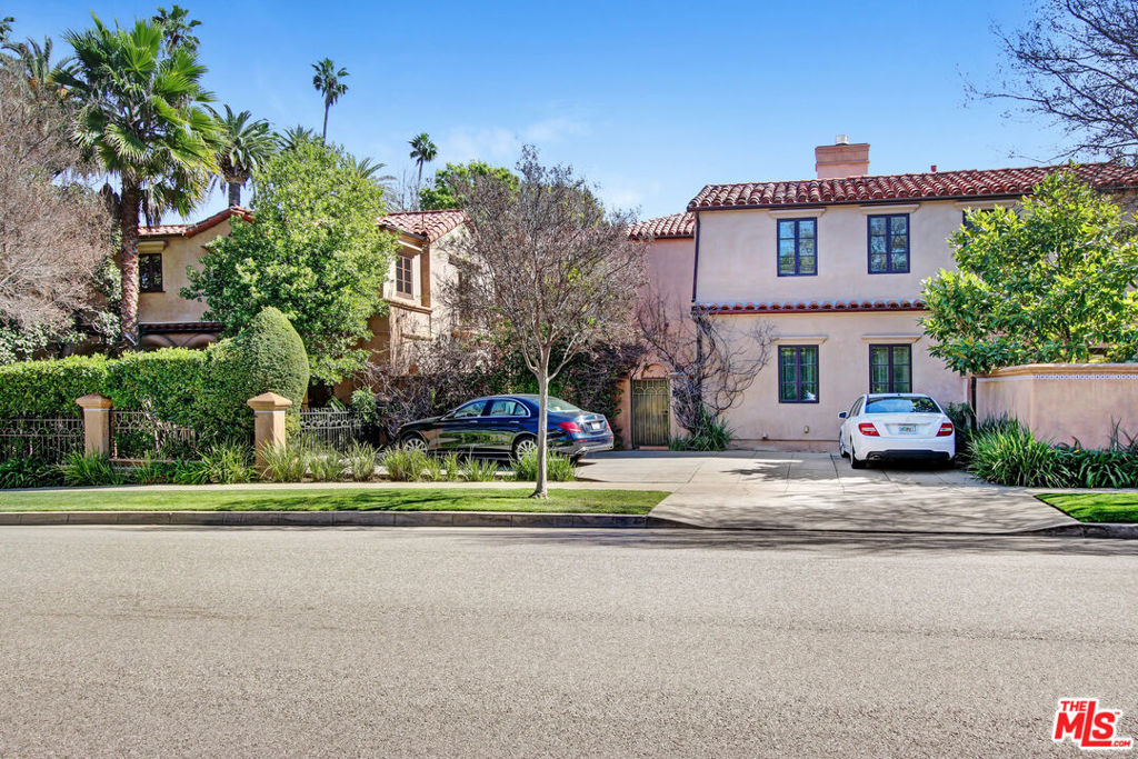 725 N Foothill Road Property Photo 40