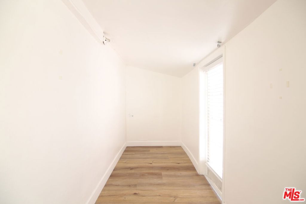 1028 N Hayworth Avenue Property Photo 32