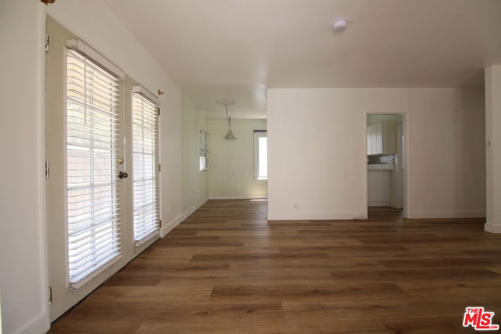 1028 N Hayworth Avenue Property Photo 35