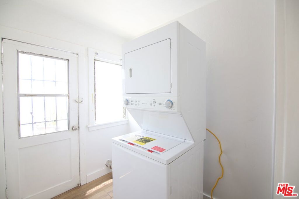 1028 N Hayworth Avenue Property Photo 42