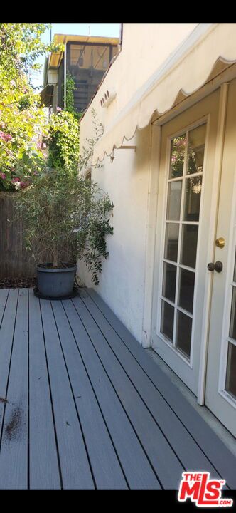 1028 N Hayworth Avenue Property Photo 44