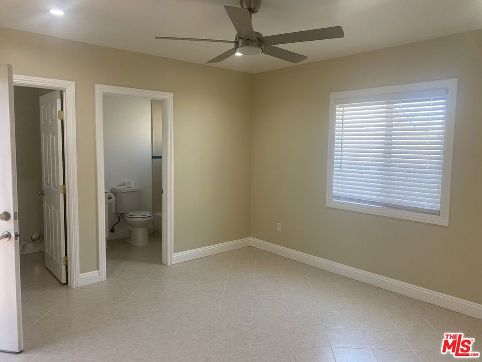 26648971 Property Photo 3