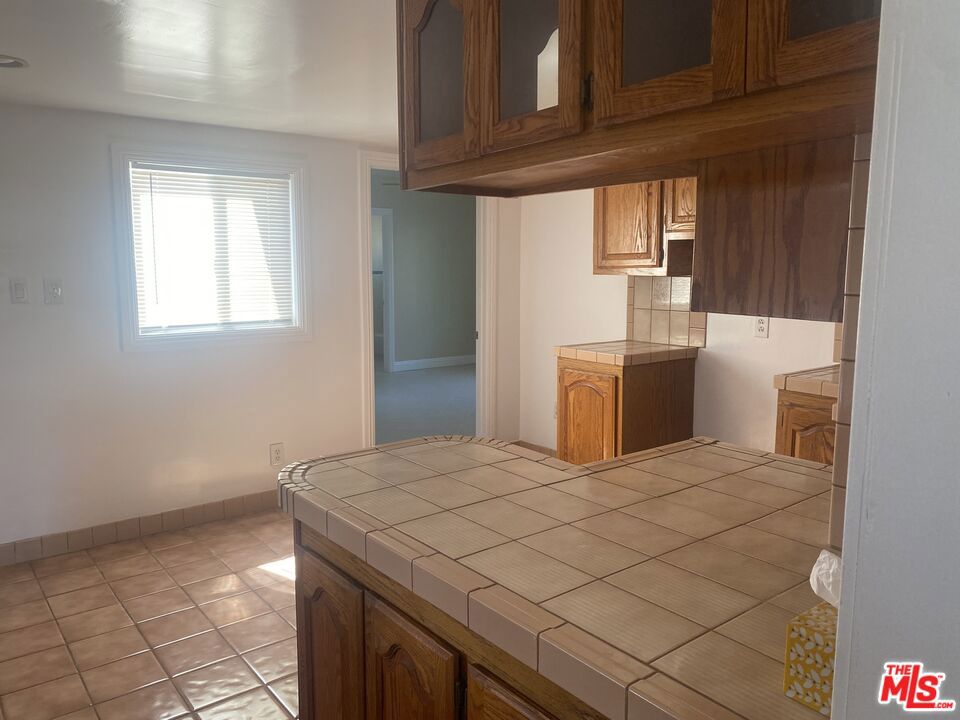 26648971 Property Photo 4