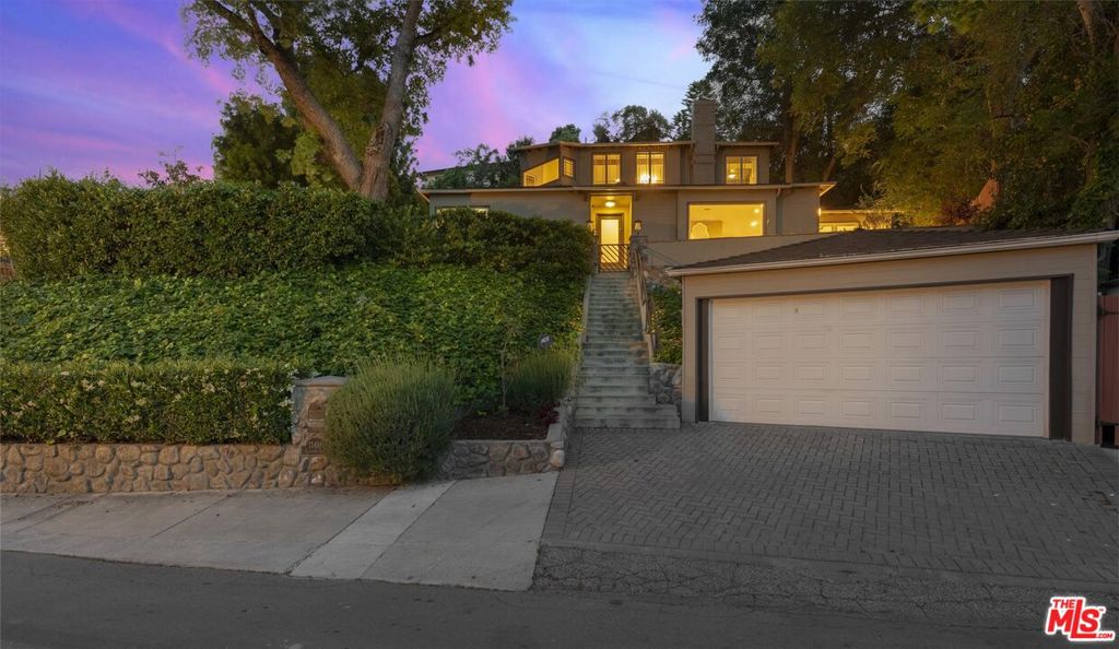 13480 Contour Drive Property Photo 27