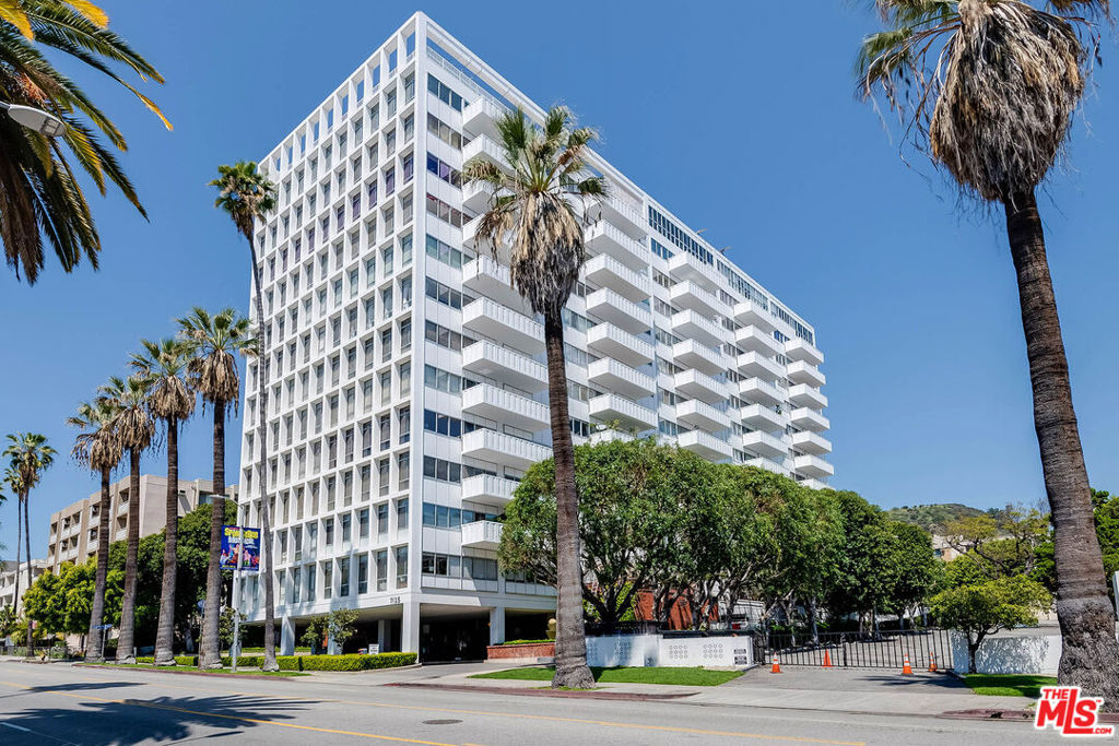 7135 Hollywood Boulevard 305 Property Photo 45
