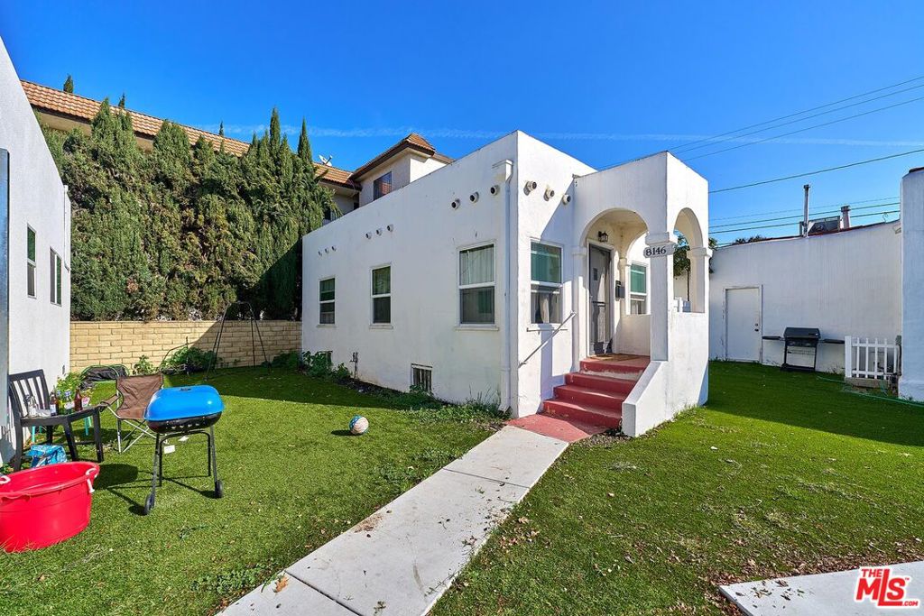 8146 Bright Avenue Property Photo 10
