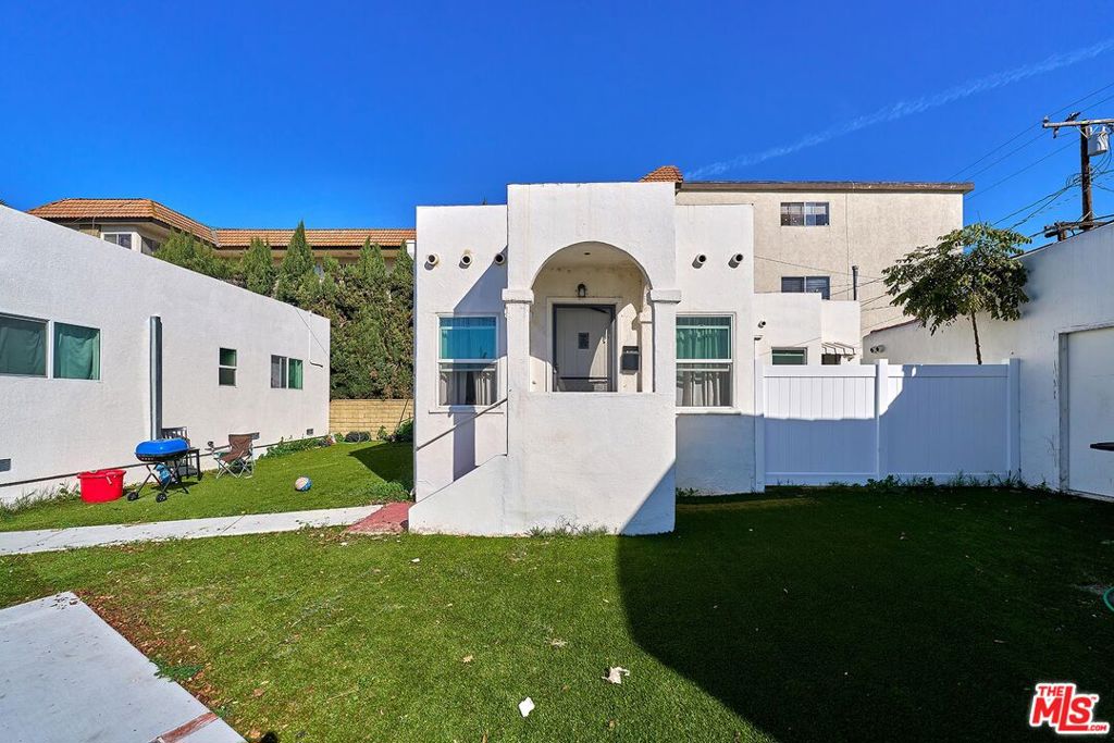 8146 Bright Avenue Property Photo 11