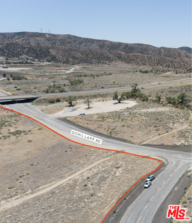 7 Quail Lake Property Photo 5
