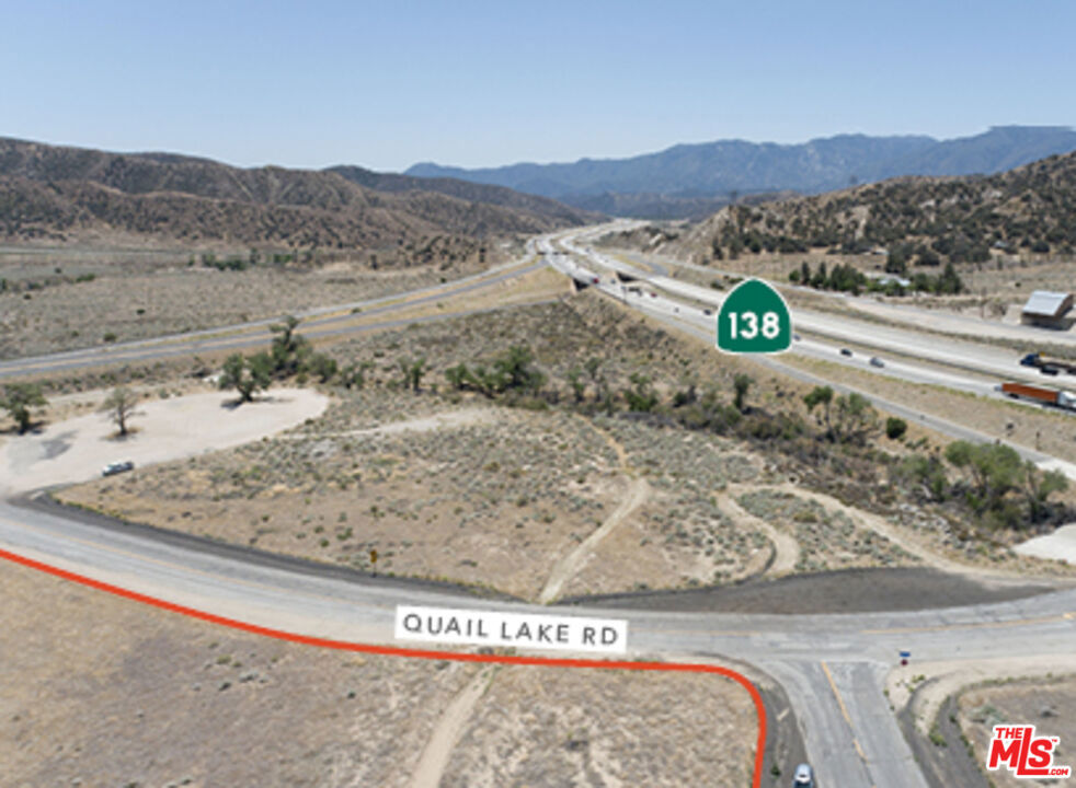 7 Quail Lake Property Photo 6