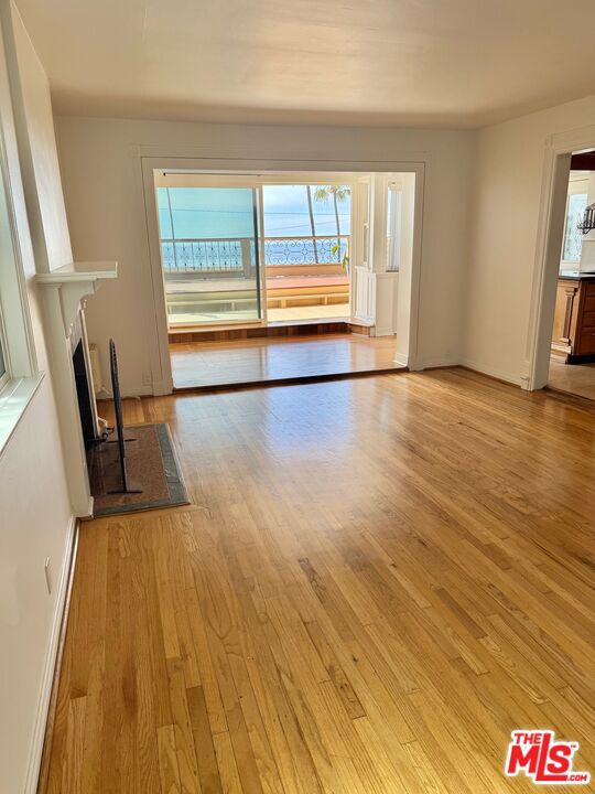 653 Ramona Avenue Property Photo 15