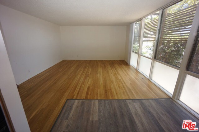 11133 Rose Avenue 11 Property Photo 6
