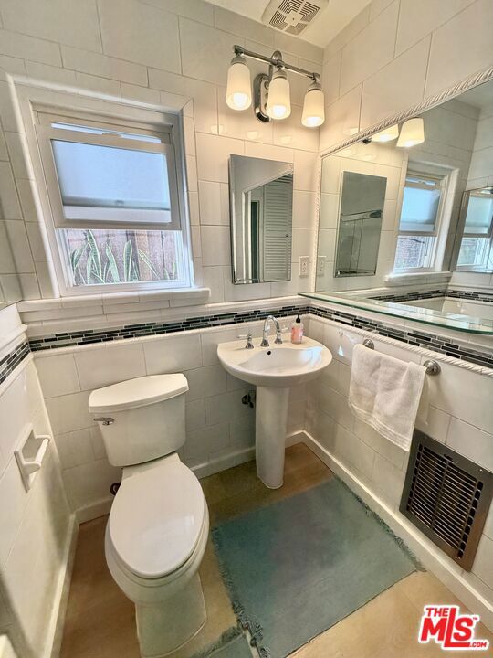 653 Ramona Avenue Property Photo 35