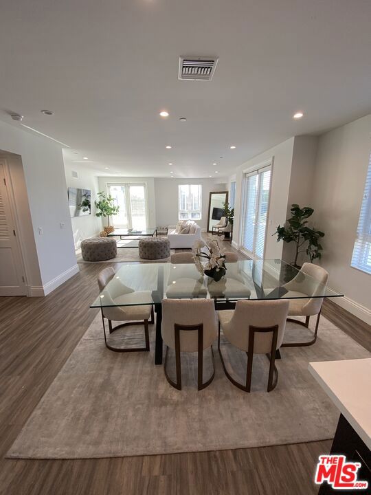 8700 Chalmers Drive Ph #401 Property Photo 3