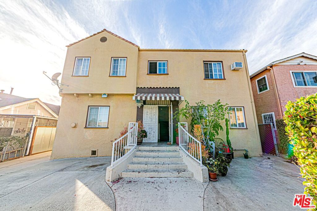 1159 West Boulevard Property Photo 1