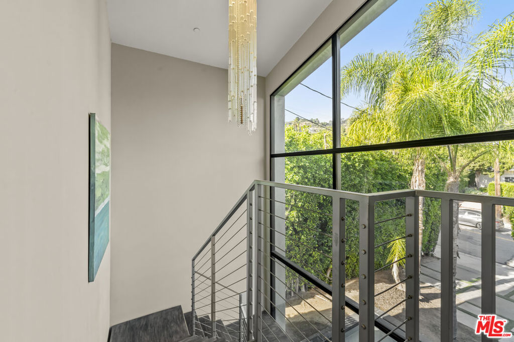 1847 Coldwater Canyon Drive Property Photo 8