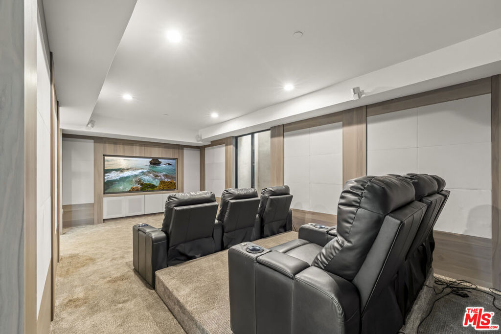1847 Coldwater Canyon Drive Property Photo 18