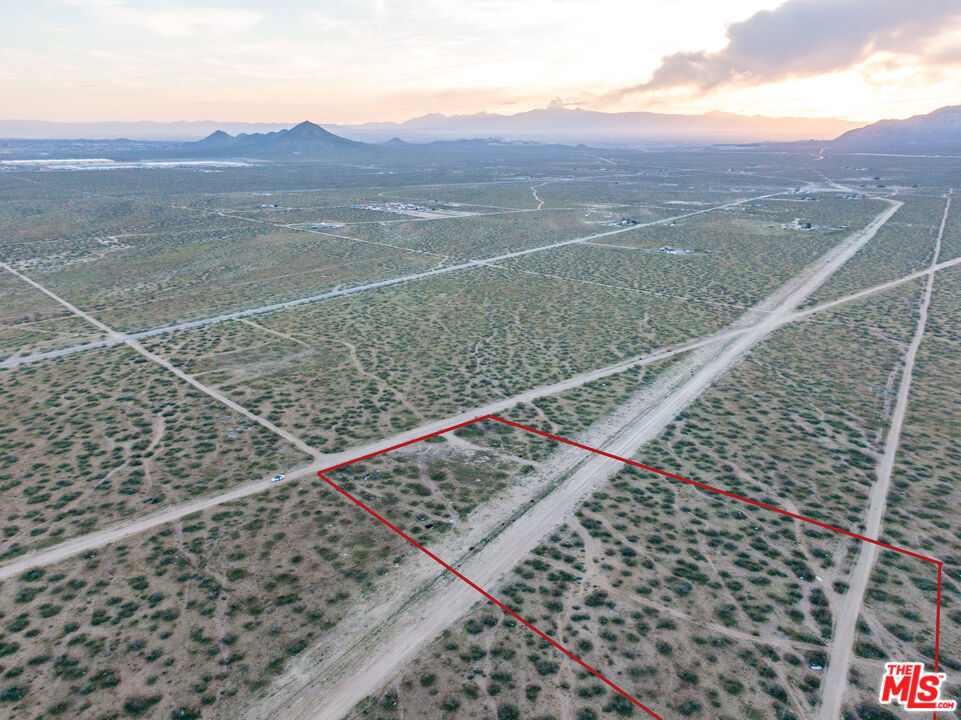 21880 Colusa Road Property Photo 6