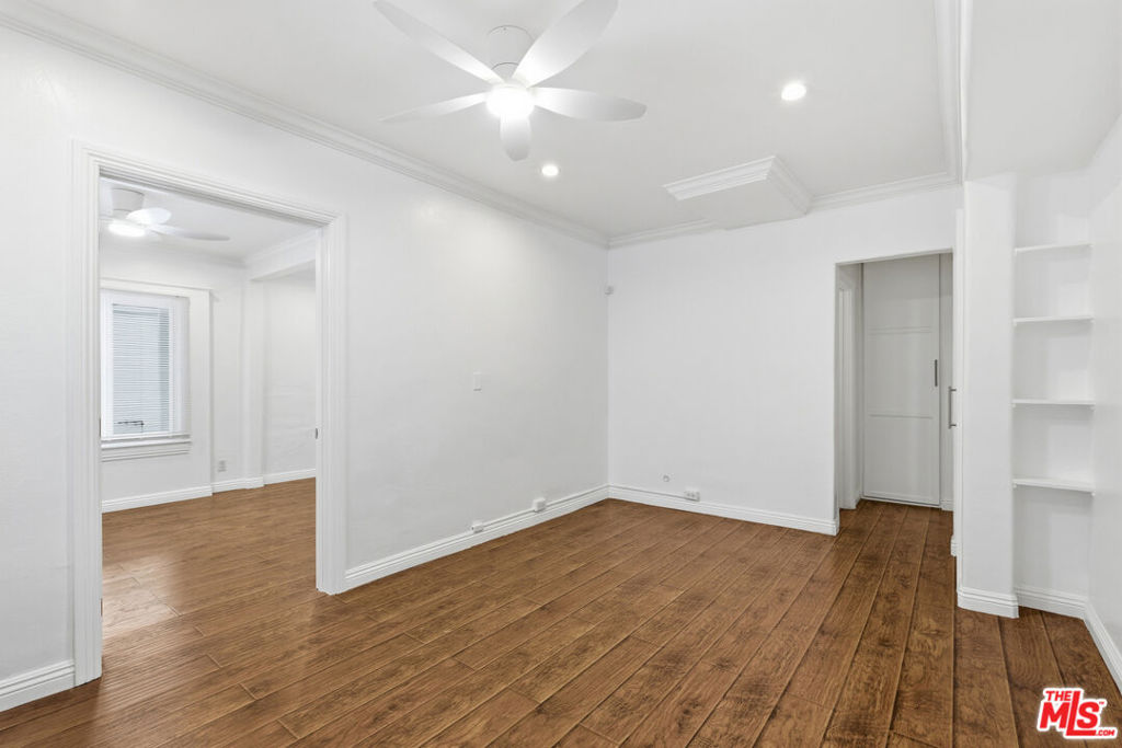 2709 Santa Monica Boulevard Property Photo 14