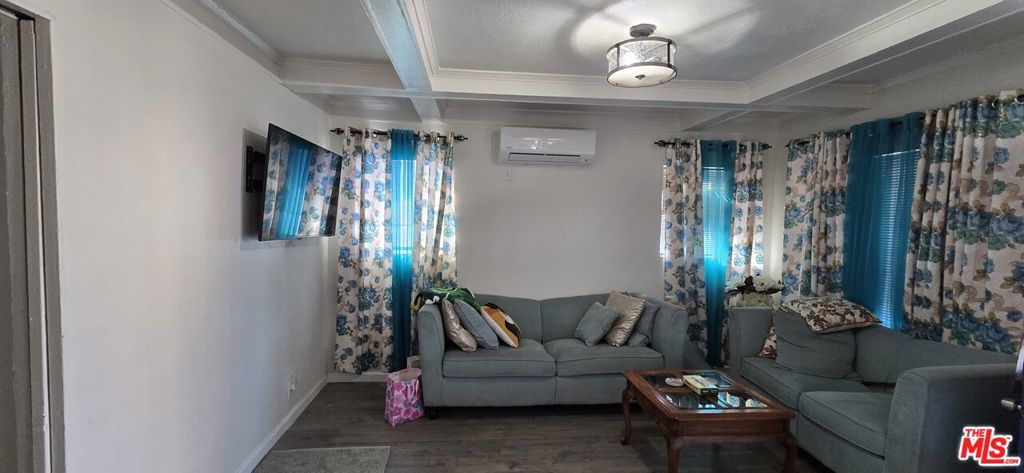 1612 W 55th Street Property Photo 7