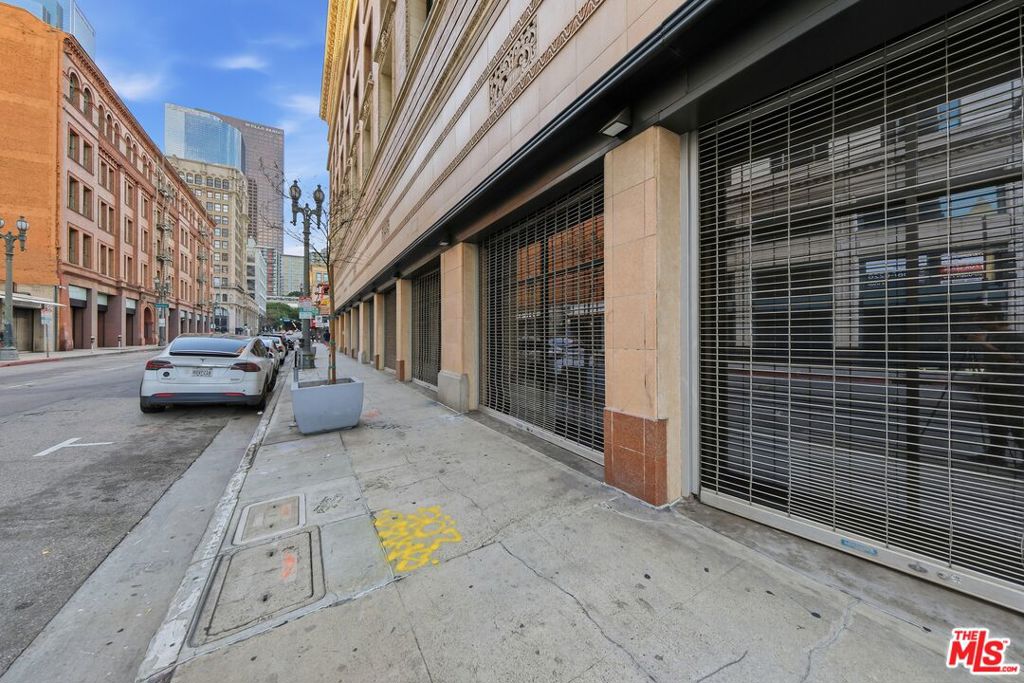 257 S Spring Street 2m Property Photo 39