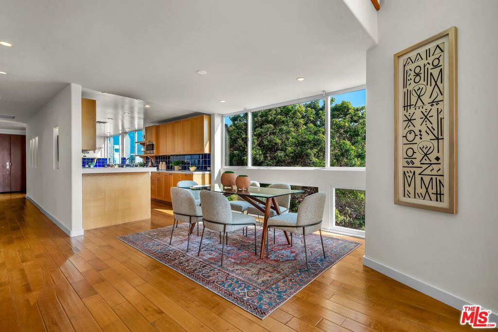 4 Lighthouse Street 13 Property Photo 9