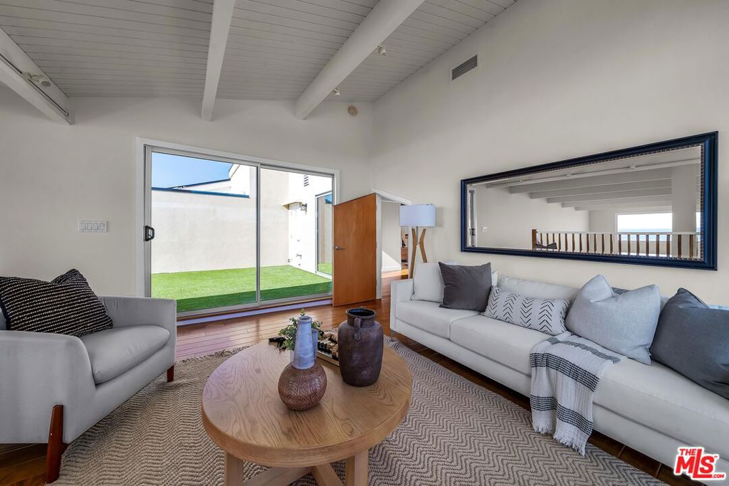 4 Lighthouse Street 13 Property Photo 13