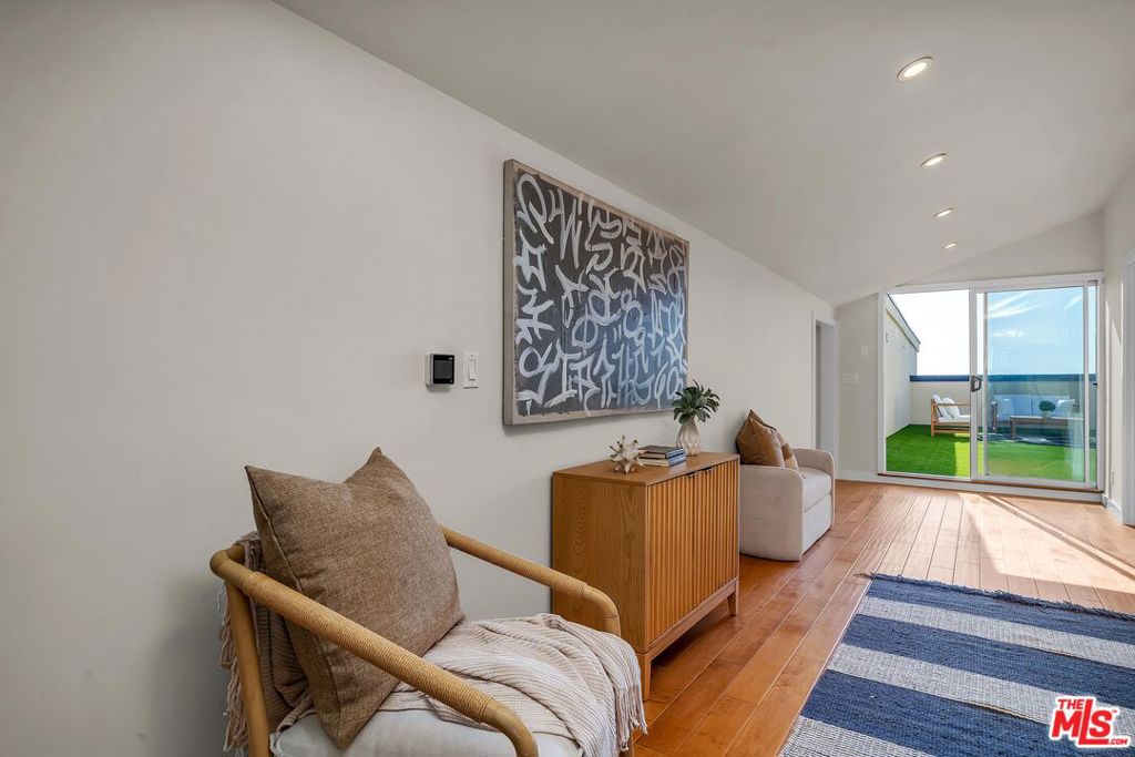 4 Lighthouse Street 13 Property Photo 16