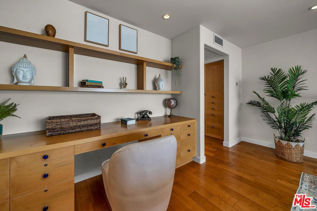 4 Lighthouse Street 13 Property Photo 19