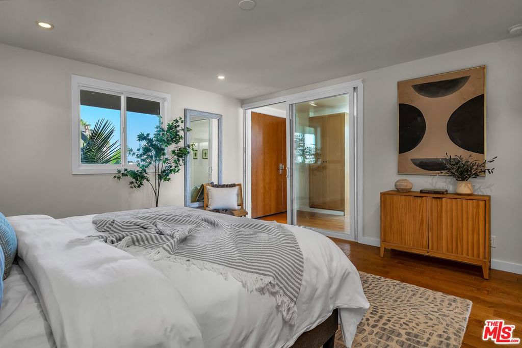 4 Lighthouse Street 13 Property Photo 27