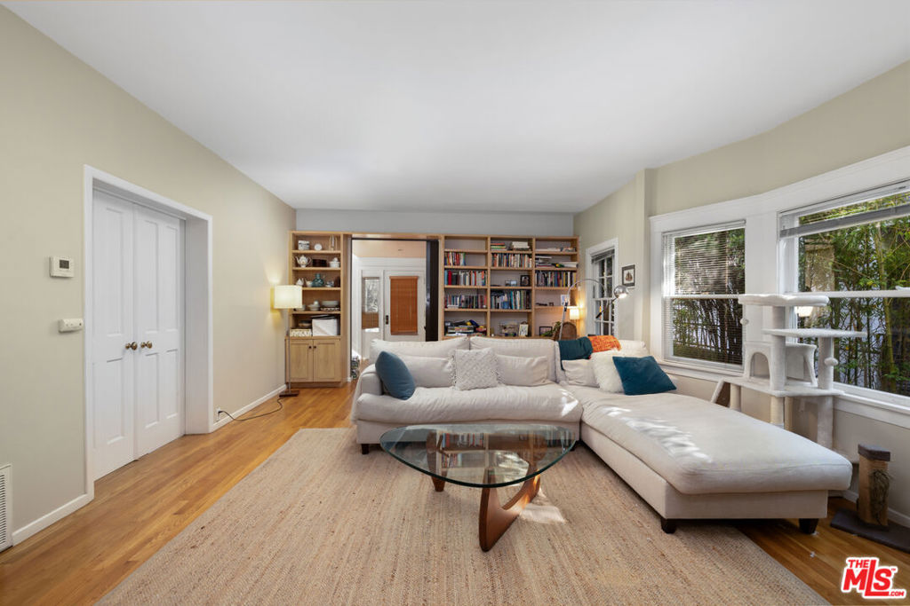 1124 12th Street Property Photo 4