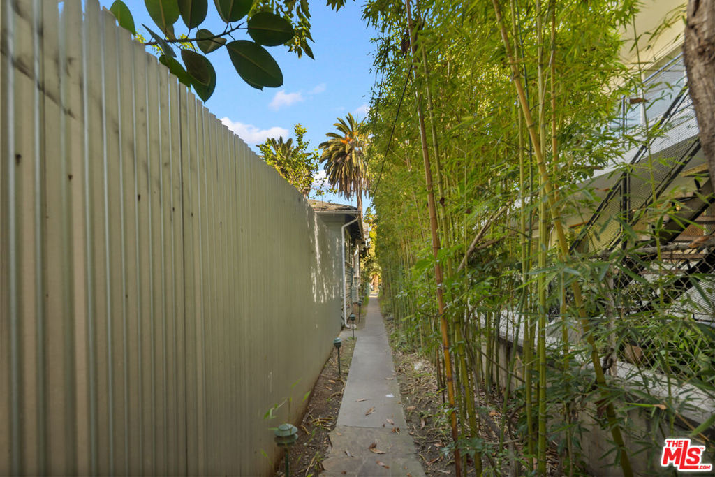 1124 12th Street Property Photo 28