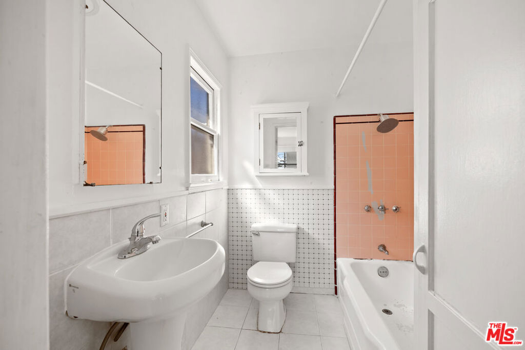 1124 12th Street Property Photo 59