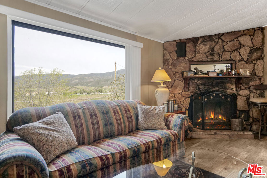 11426 Sierra Highway Property Photo 20