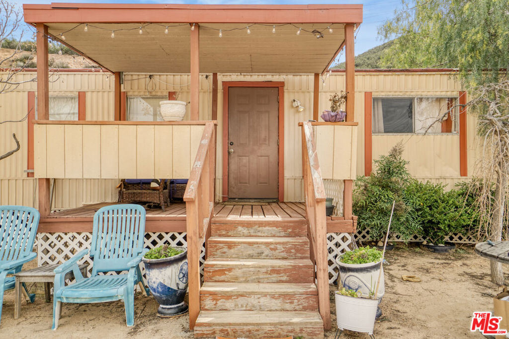 11426 Sierra Highway Property Photo 44