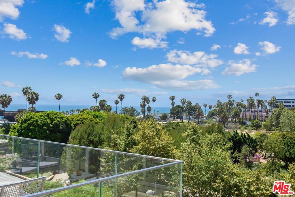 1705 Ocean 412 Property Photo 6