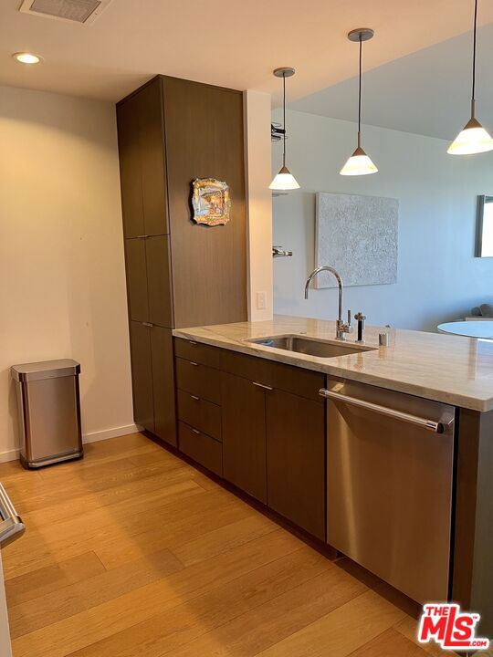 1705 Ocean 412 Property Photo 8