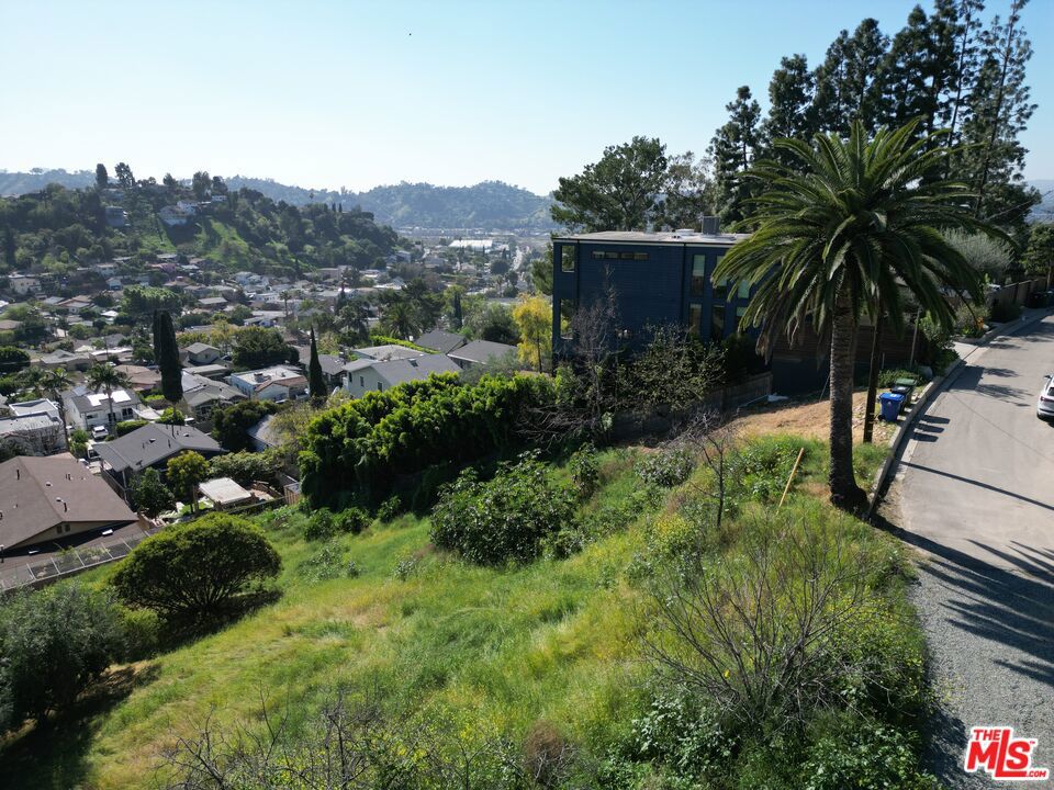 3526 Loma Lada Dr Property Photo 8