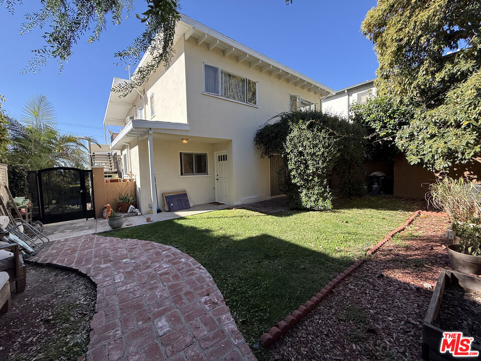 4211 Franklin Avenue Property Photo 20