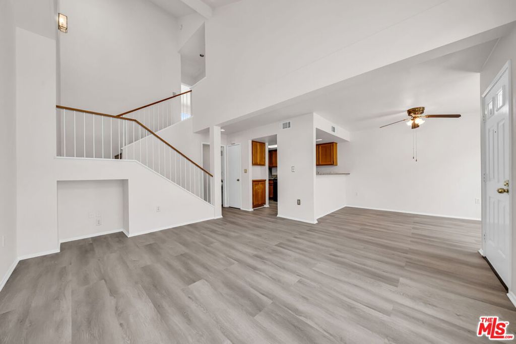 820 W Compton Boulevard 17 Property Photo 1
