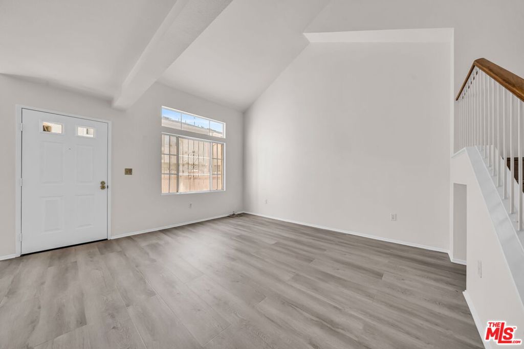 820 W Compton Boulevard 17 Property Photo 8