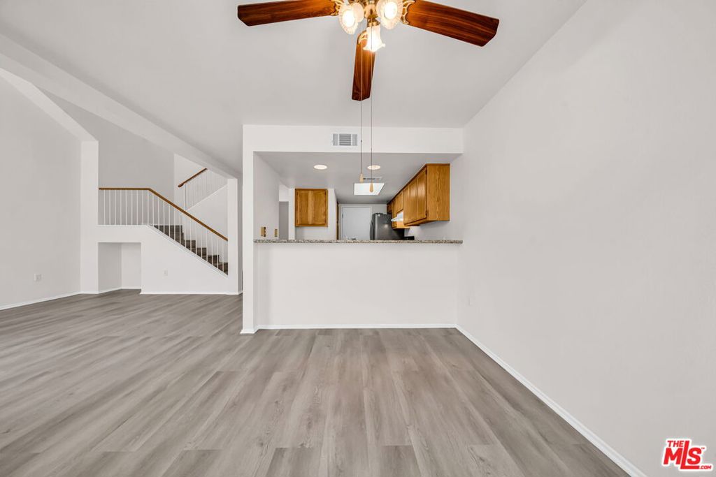 820 W Compton Boulevard 17 Property Photo 12