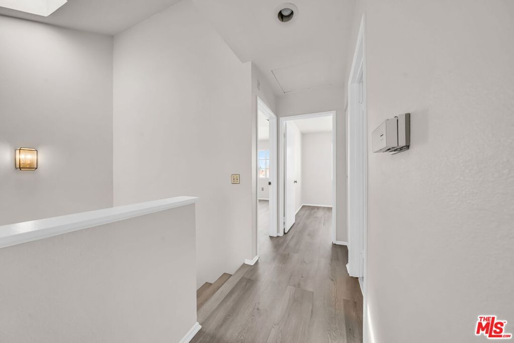 820 W Compton Boulevard 17 Property Photo 33