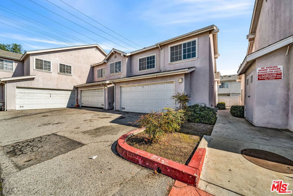 820 W Compton Boulevard 17 Property Photo 37