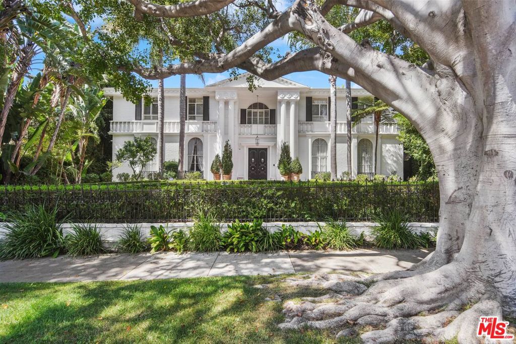 717 N Rodeo Drive Property Photo 2