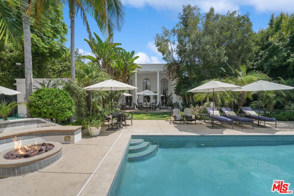 717 N Rodeo Drive Property Photo 3