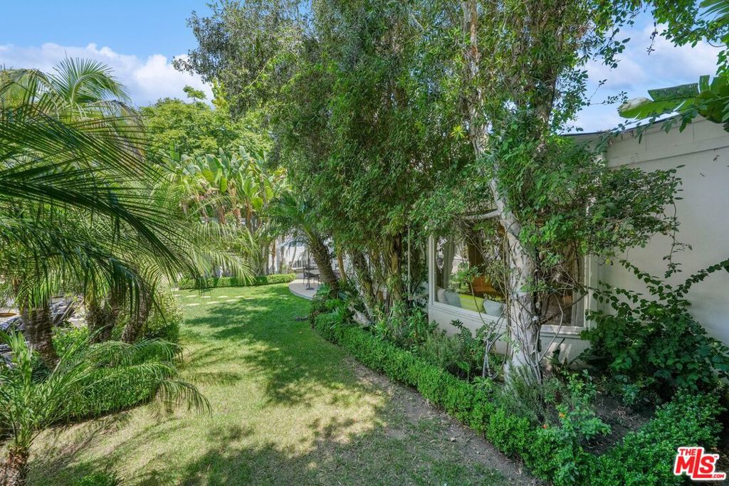 717 N Rodeo Drive Property Photo 37