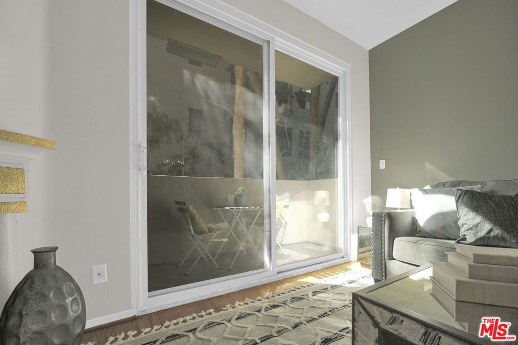 620 S Gramercy Place 135 Property Photo 7